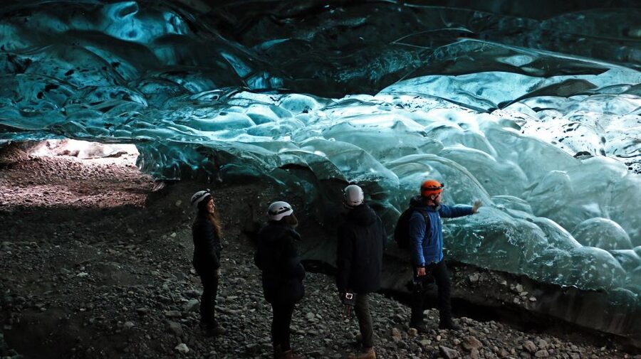 Jökulsárlón: Crystal Ice Cave Super Jeep Tour - Who should book this ice cave tour?