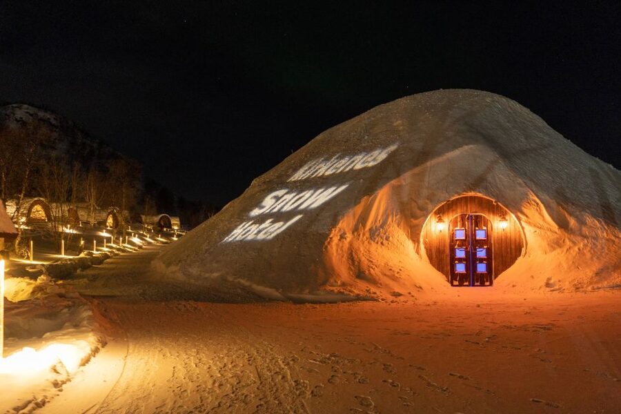 Kirkenes: Snowhotel Entrance Ticket - A new Icebar theme every year