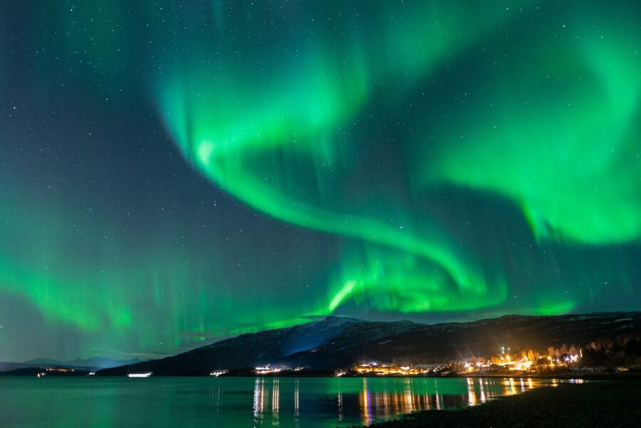 Kiruna: Northern Lights Tour with Photos - Guides who keep watching when the forecast looks poor