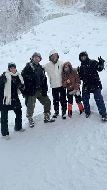 Korouoma Canyon Frozen Waterfalls Hike & Private Teepee BBQ - What the 2.5-hour canyon hike feels like