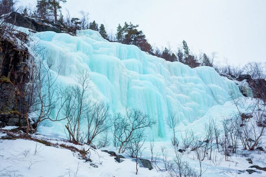 Lapland: The Frozen Waterfalls of Korouoma Tour - Meeting in central Rovaniemi