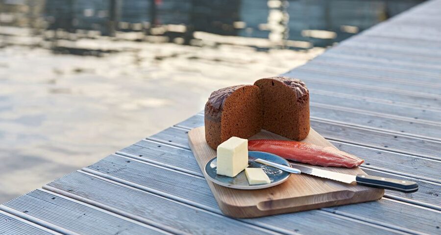Laugarvatn Fontana: Geothermal Bread-Baking Experience - Dress for the geothermal area, not just the bakery
