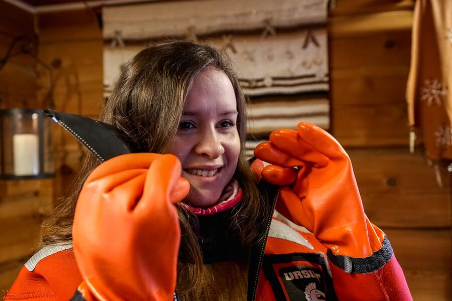 Levi: Arctic Ice Floating Adventure - Who will enjoy the silence most