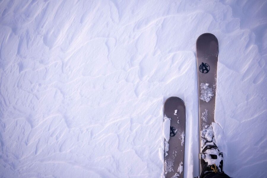 Levi: Backcountry Skiing Adventure - Learning the skis before heading off track