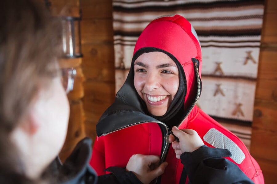 Levi: Ice Floating and Northern Lights Tour - What the cold feels like