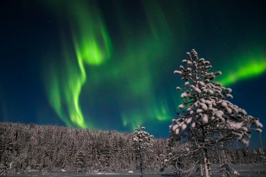 Levi: Northern Lights Campfire - Why the open viewing spot matters