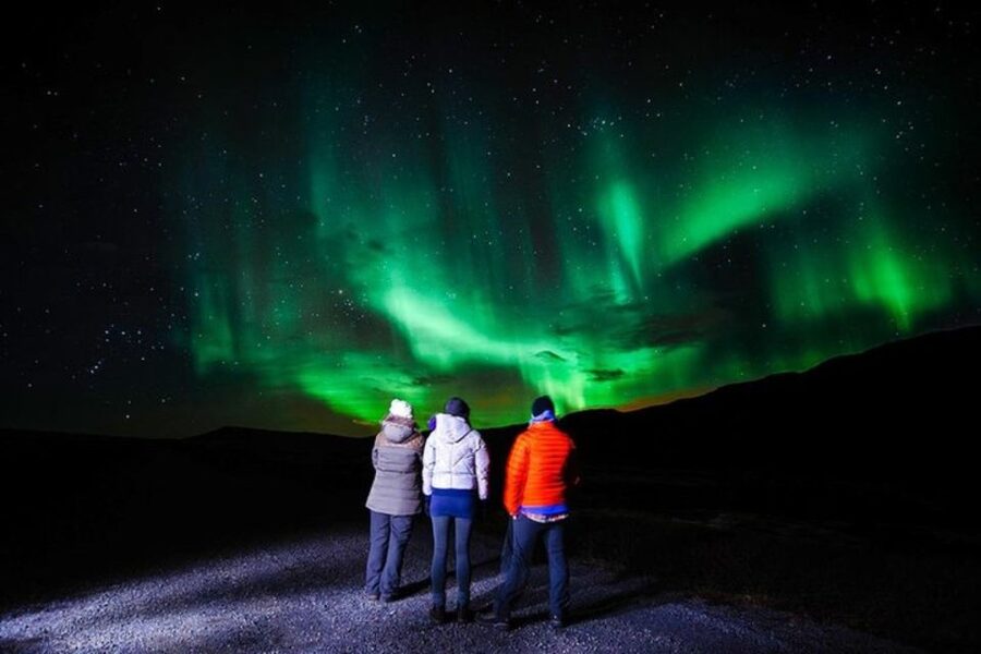 Levi: Northern Lights Hunt Including Campfire Snacks - The Northern Lights are the bonus, not the whole product