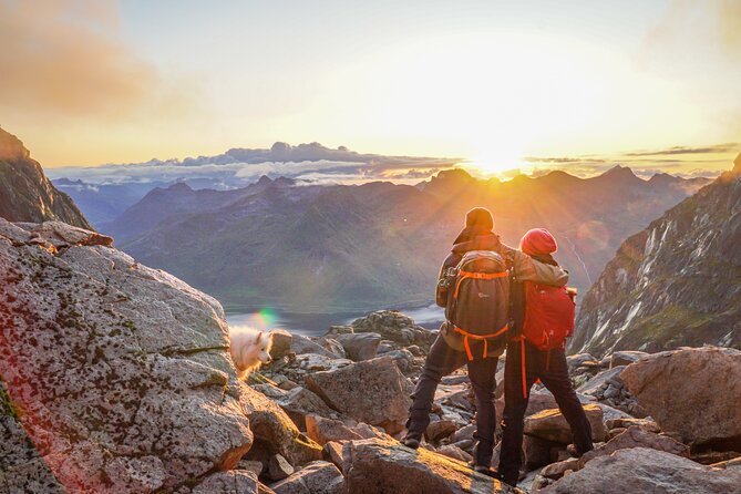 Lofoten Islands: Hiking Into the Wilderness - Key points at a glance