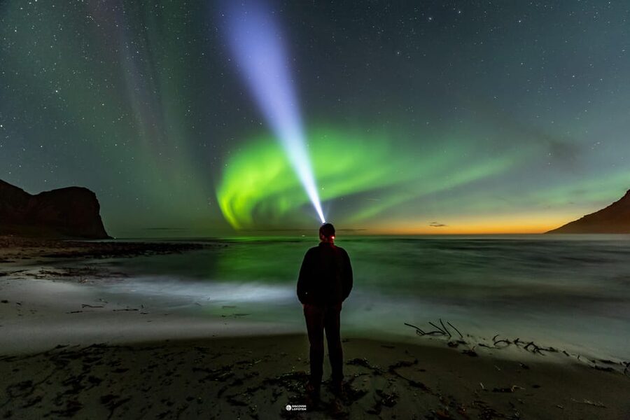 Lofoten: The Aurora Jæger – Northern Lights Hunt with Local - What happens when the weather turns bad