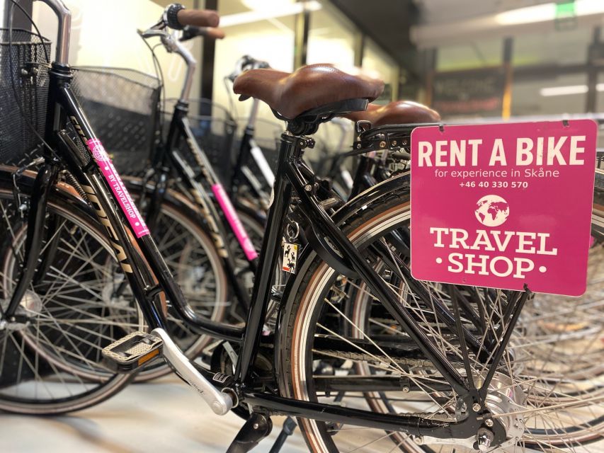 Malmö: City Bike Rental - Architecture, streets, and the value of moving slowly