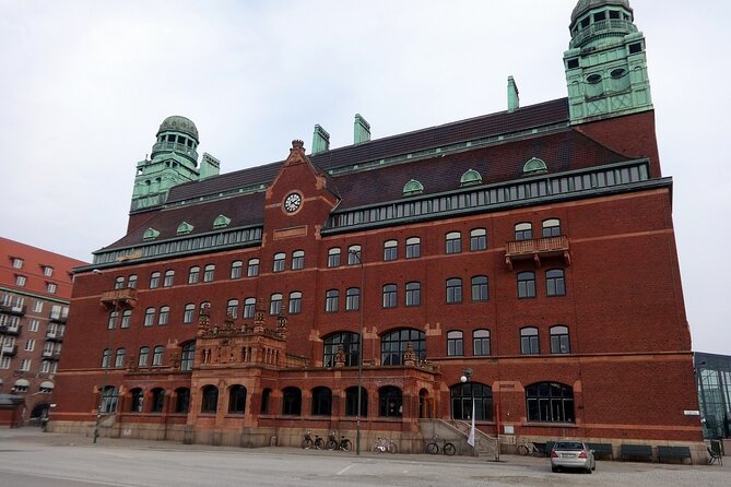 Malmö Walking Tour: Explore Top Sights & Hidden Gems - Guide style, group size, and walking pace