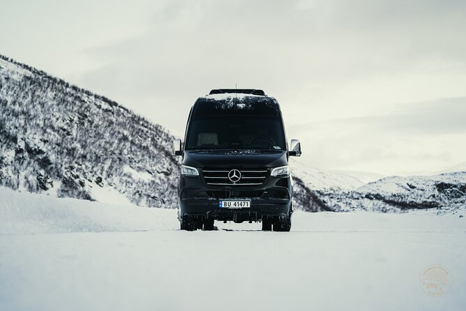 Minibus Northern Lights Chase with Photography from Tromsø - Who should book this northern lights chase