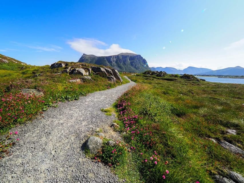 Molde - Get a feeling of the Atlantic Ocean - Farstadsanden is the tour’s quiet pause