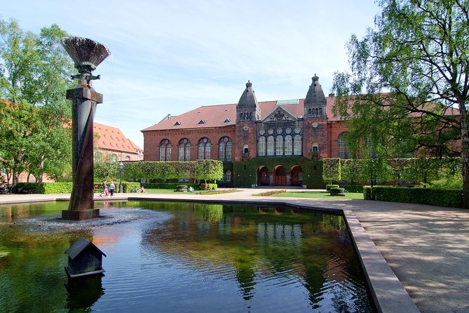 Monstour: A Self-Guided Audio Tour of Danish Folk Legends - How the VoiceMap app handles the walk