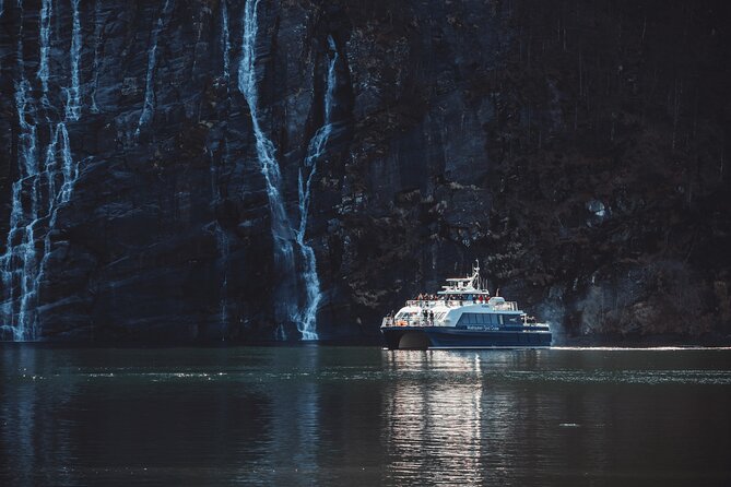 Mostraumen Fjord Cruise - How much commentary will you get?
