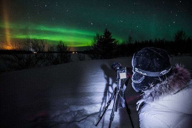 Northern Lights Hunting Photography Tour in Levi - Staying warm for four to six hours