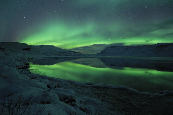 Northern Lights Midnight Adventure Small-Group from Reykjavík - A real aurora hunt, not a quick photo stop