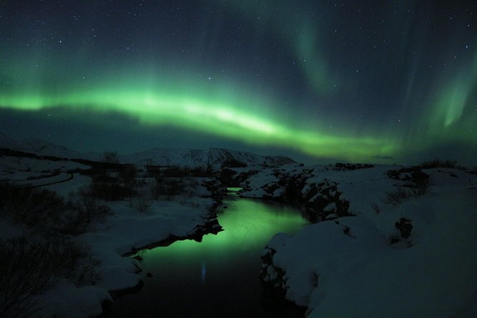 Northern Lights Midnight Adventure Small-Group from Reykjavík - Guides who keep searching