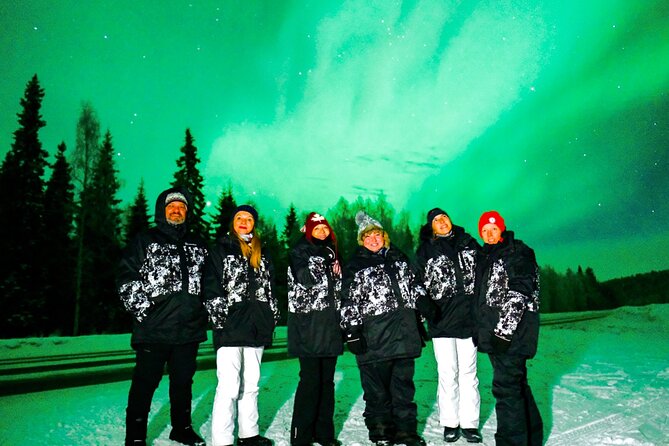 Northern Lights Rovaniemi: Guaranteed Viewing & Unlimited Mileage - Guides who make the long night worthwhile
