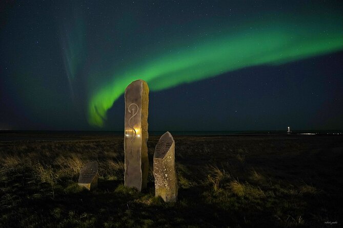 Northern Lights Small-Group Tour with Hot Chocolate & Photos - Changing spots instead of giving up early