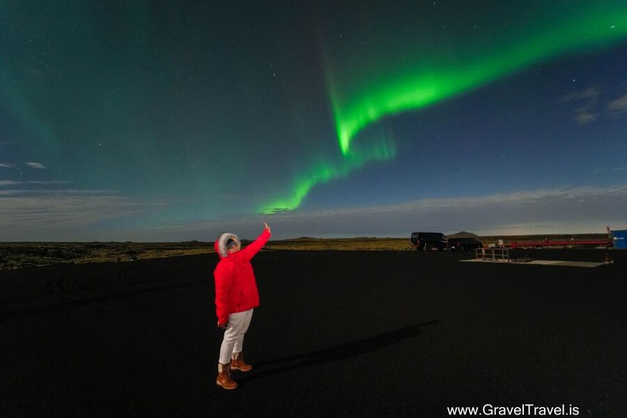 Northern Lights Tour From Reykjavik with Photography - Why the two viewing periods help