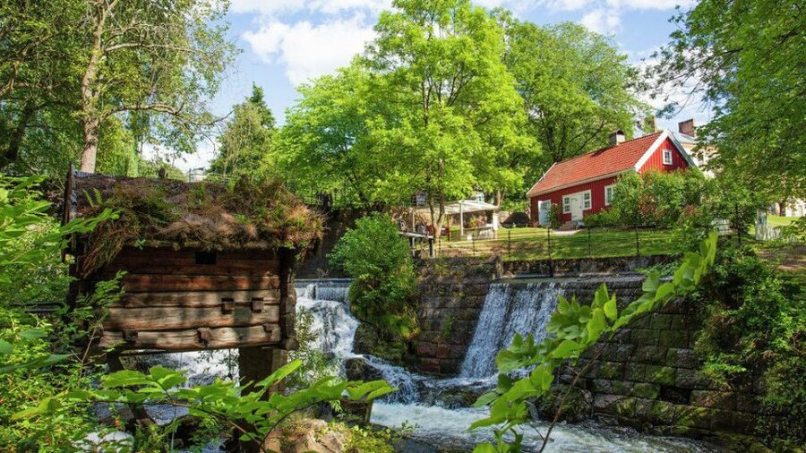 Norwegian Food Tour & Hidden Gems of Oslo - Along the river to Oslo’s quieter side