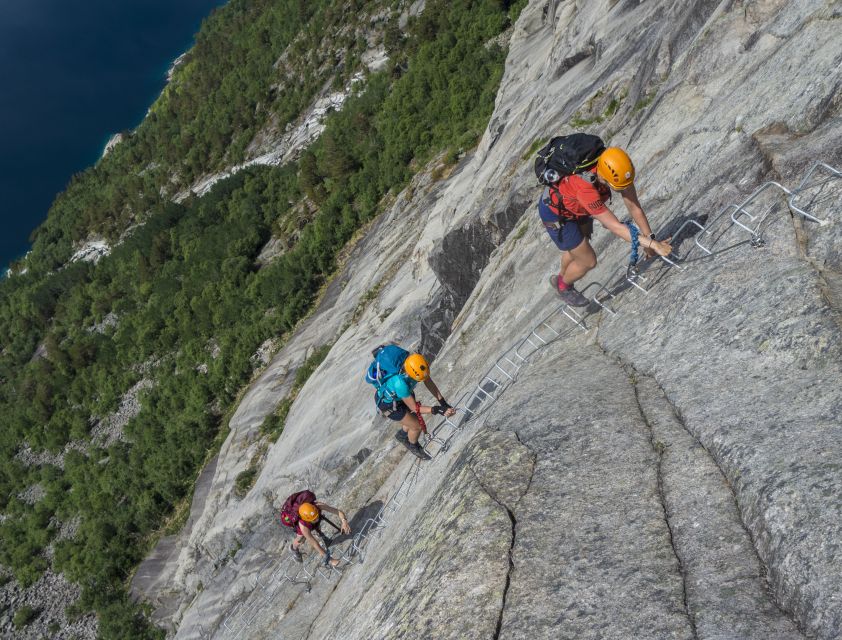 Odda: Full-Day Trolltunga Hiking, and Climbing Tour - The return on the tourist trail