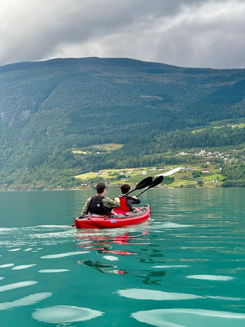 Olden: Experience Beginner-friendly Fjord Kayaking - The people make the difference