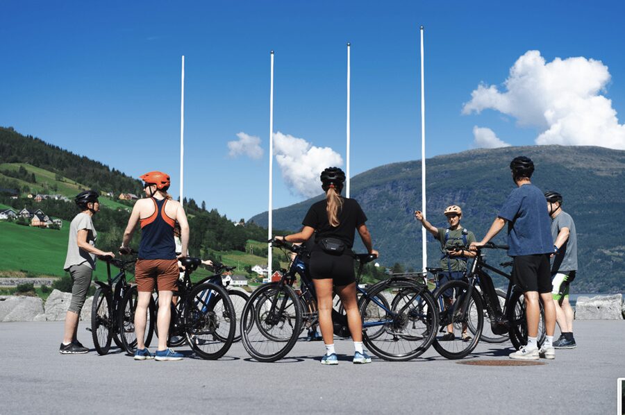 Olden: Guided e-bike tour - Who should book this ride?