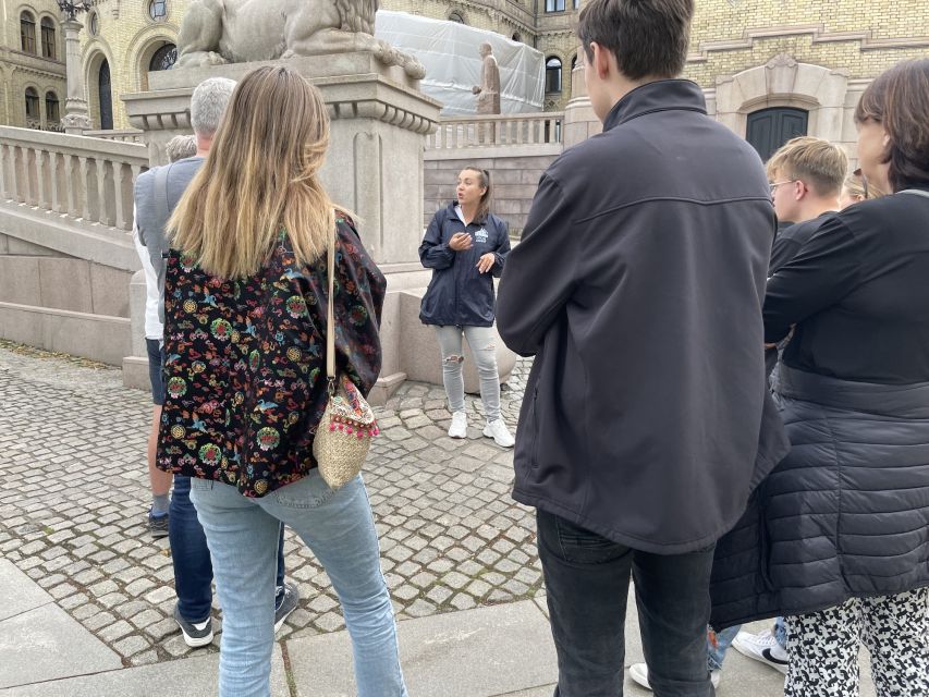 Oslo: Best of Oslo Walking Tour & Fjords Sightseeing Cruise - The Tiger City and the Opera House