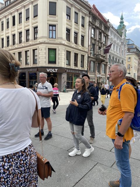 Oslo: Best of Oslo Walking Tour & Fjords Sightseeing Cruise - Seeing the Opera House from the fjord
