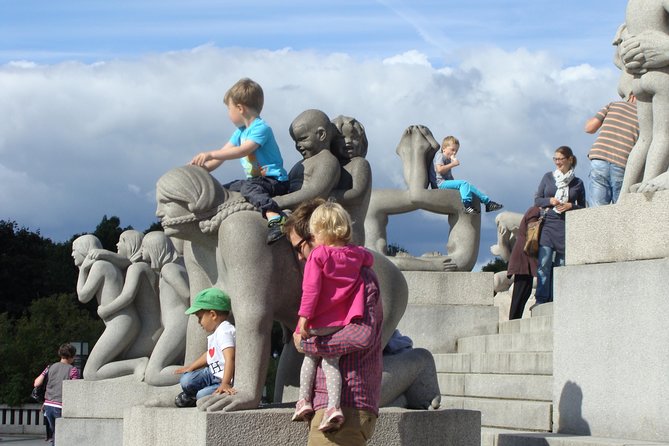 Oslo Combo Tour: Grand City Tour and Oslo Fjord Cruise - Lunch is your responsibility