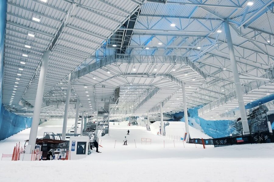 Oslo: Day Pass for Downhill Skiing at SNØ Ski Dome - Starting at the Welcome Center