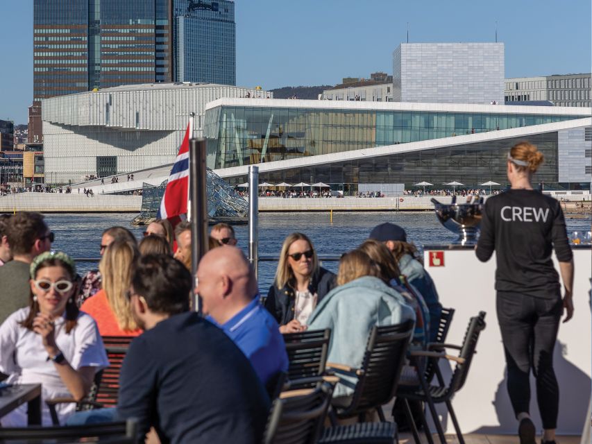 Oslo: Electric Boat Cruise with Brunch - Boarding with a welcome drink