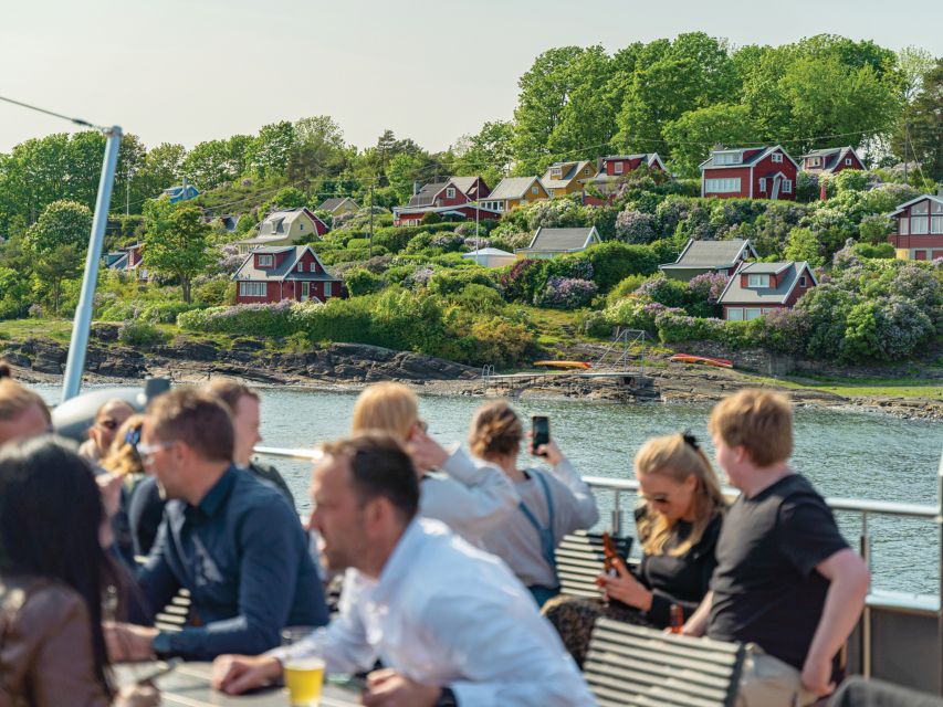 Oslo: Electric Boat Cruise with Brunch - Dyna Fyr and Akershus Fortress
