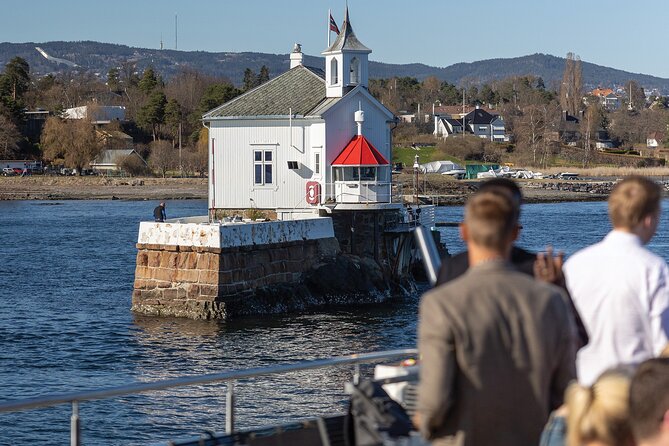 Oslo fjord 3-Course Dinner Cruise with Live Music - Setting out from Rådhusbrygge 2