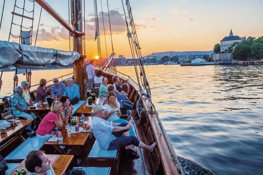 Oslo: Fjord Mini Cruise by Wooden Sailing Ship - A wooden ship with a useful 50-minute route