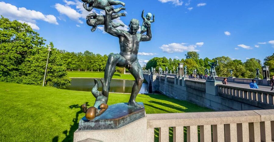Oslo: Grand City Sightseeing Tour by Bus with Fjord Cruise - The bus keeps a large itinerary manageable
