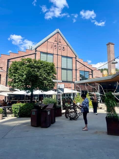 Oslo: Grünerløkka Food & Culture Walking Tour - The BLÅ stop and the route back