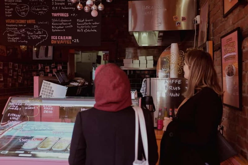Oslo: Grünerløkka Food & Culture Walking Tour - Starting at Mathallen and Vulkan