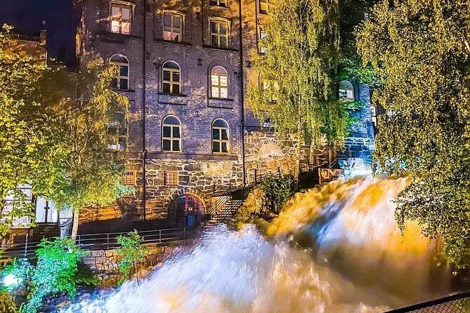 Oslo: Norwegian Food Tour & Hidden Gems City Walk - Birkelunden and a farm-to-table main course