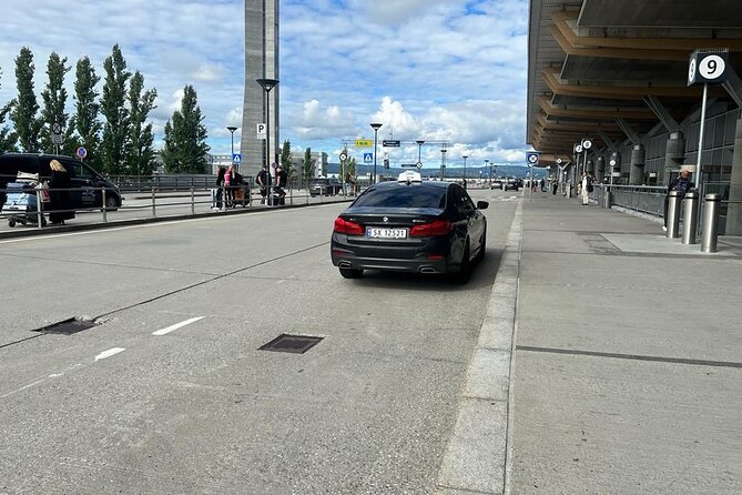 Oslo Private Airport/Hotel Transfer Service || English Speaking - What the $150.18 group price really buys