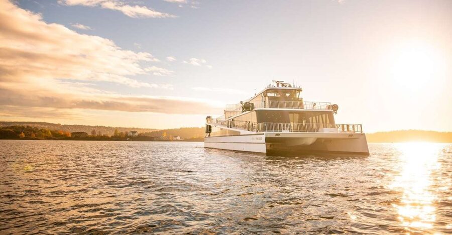 Oslo: Scenic Fjord Cruise with Audio Guide Commentary - A Quiet Start Opposite the Opera House