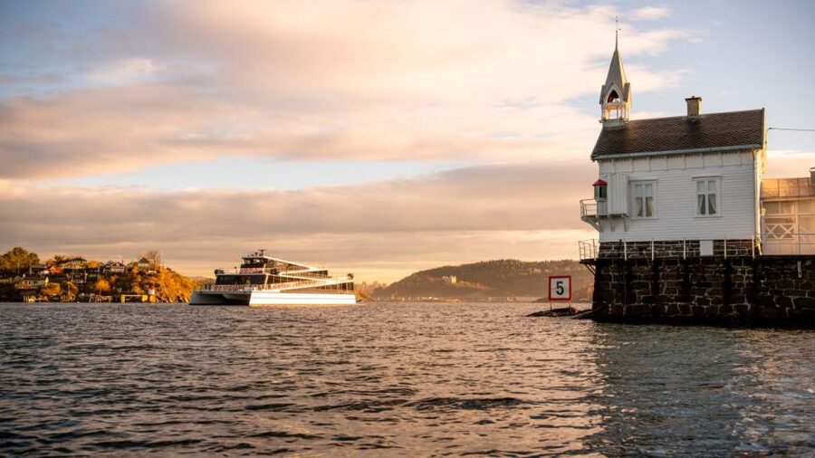 Oslo: Scenic Fjord Cruise with Audio Guide Commentary - What the Electric Boat Changes