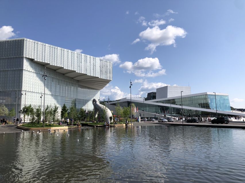 Oslo: Sightseeing with Holmenkollen Ski Jump & Vigeland Park - Why this three-hour tour works well in Oslo