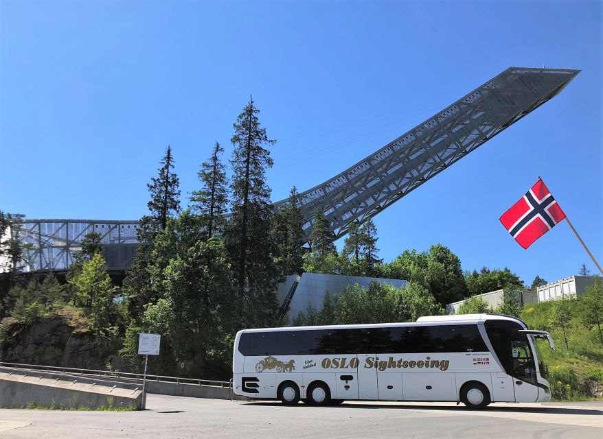 Oslo: Sightseeing with Holmenkollen Ski Jump & Vigeland Park - Starting in central Oslo