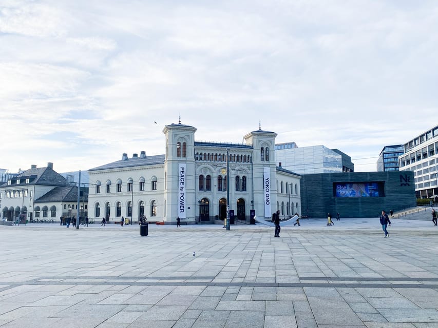 Oslo Walking Tour with Passionate Founder, Shared or Private - Kvadraturen and the story of Christiania