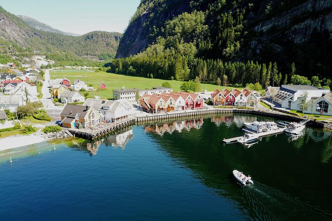 Private Cruise: Mostraumen by Zodiac or Lux Pontoon Boat - Bolstadstraumen and the power of moving water