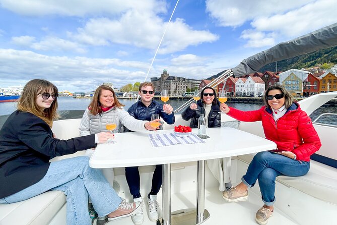 Private evening or afternoon cruise in Bergen - Leaving Bergen with Bryggen in view