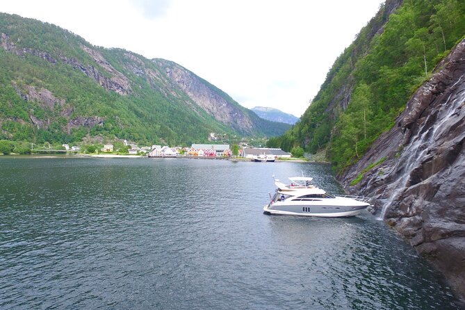 Private Fjord and waterfalls cruise to Modal- Mostraumen - Why this private Bergen cruise feels different